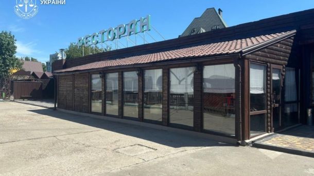 Киянка ошукала клієнтів на 90 тисяч грн за обіцяне бронювання від мобілізації Суд повернув громаді берег Дніпра на Осокорках вартістю пона