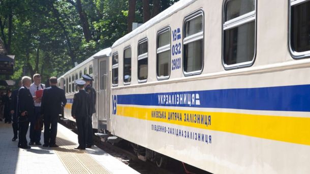 У Києві відкрили інтерактивну виставку «Третє дихання» для емоційного відновлення дорослих і дітей У Києві відкрили інтерактивну виставку «Третє дихання» для емоційного відновлення дорослих і дітей