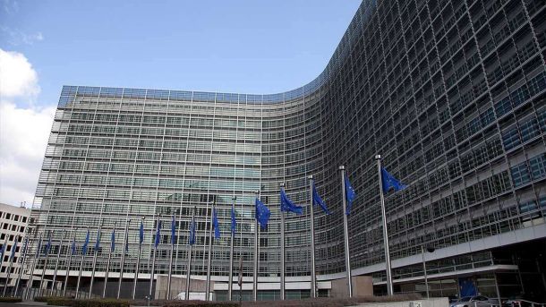 Google попереджає про нову атаку на Gmail — термінова перевірка пошти Vdara with many flags