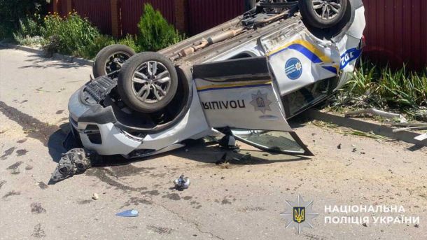 Нічна атака дронів на Київ: уламки пошкодили будівлі, авто і водогін (оновлено) Нічна атака дронів на Київ: уламки пошкодили будівлі, авто і водогін (оновлено)