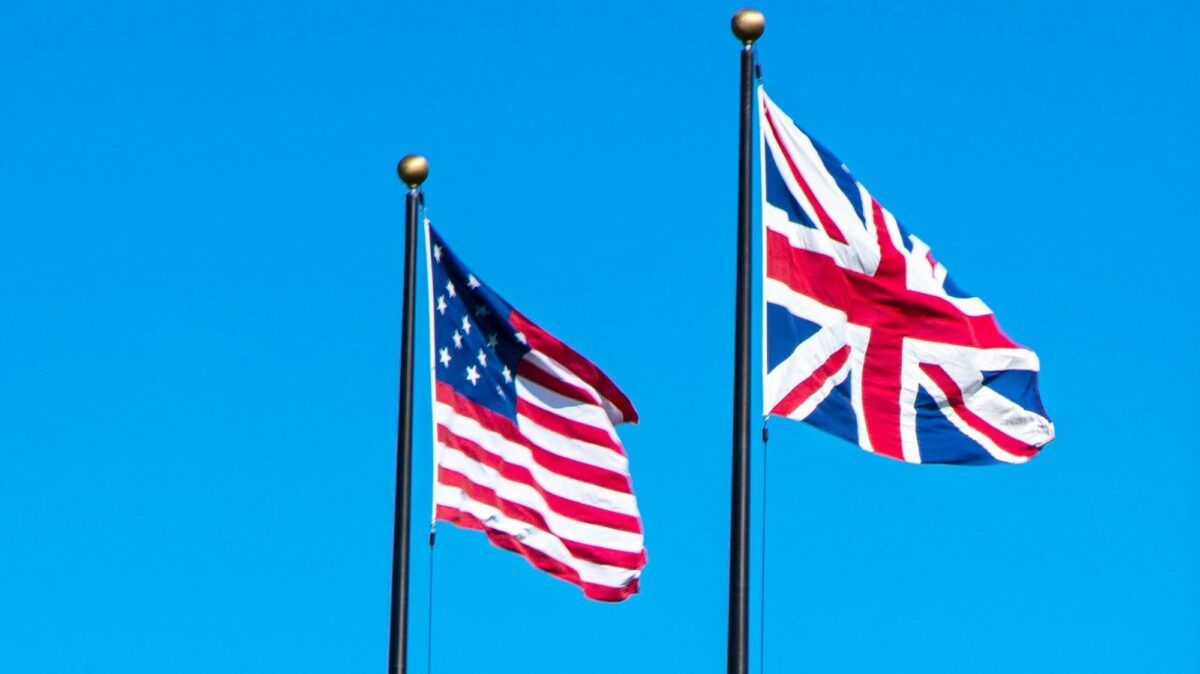 Фондовий крах у Британії після заяв Трампа – світ на межі нової фінансової кризи Фондовий крах у Британії після заяв Трампа – світ на межі нової фінансової кризи