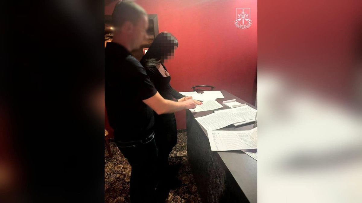 До суду скерували справу про мережу з 39 нелегальних казино в Києві П'ятеро обвинувачених постануть перед судом за організацію мережі з 39 нелегальних гральних залів у Києві