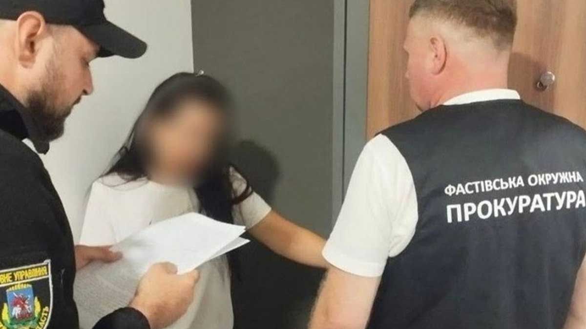 На Київщині ексзаступницю фонду підозрюють у розтраті 1,8 млн грн для ЗСУ На Київщині ексзаступницю фонду підозрюють у розтраті 1,8 млн грн для ЗСУ