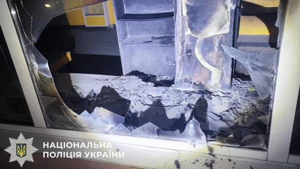 У Києві до 17 квітня судитимуть підозрюваних у справах, пов'язаних із Революцією Гідності Наслідки підпалу Укрпошти