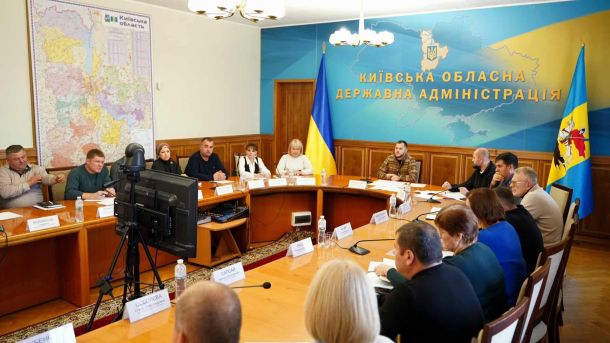 Київщина: поліцейські ветерани проходять іпотерапію для відновлення після поранень Нарада в Київській обласній державній адміністрації за круглим столом
