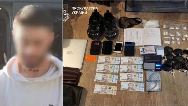 У Києві затримали екскерівника «Київзеленбуду» за розтрату 350 тисяч на проєкті реконструкції парку Чоловік із розмитим обличчям та вилучені докази: гроші, телефони, ноутбук, наркотики