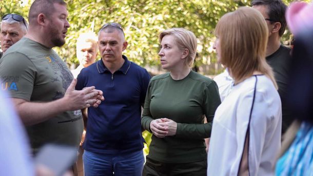 Ветерани війни викладатимуть «Захист України» у школах — затверджено новий порядок працевлаштування Ветерани війни викладатимуть «Захист України» у школах — затверджено новий порядок працевлаштування