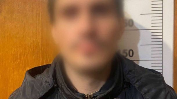 Наркоторговця з Подолу засудили до 6 років: збував психотропи поштою Наркоторговця з Подолу засудили до 6 років: збував психотропи поштою