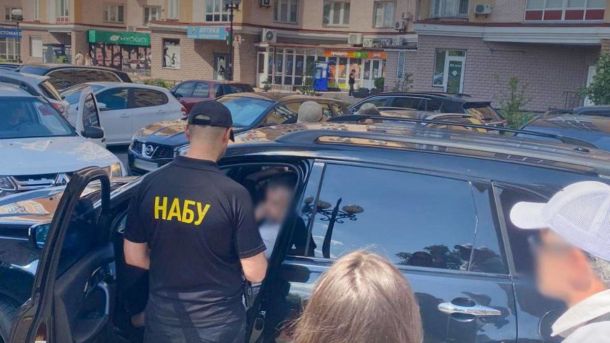 Зеленський звільнив Гайдая і Юрченка: обидва фігурують у справі про корупцію на дронах Зеленський звільнив Гайдая і Юрченка: обидва фігурують у справі про корупцію на дронах
