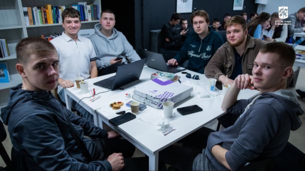 КПІ та DataArt запустили лабораторію автономних систем для студентів усіх факультетів Учасники Всеукраїнського HeatTech Hackathon у КПІ ім. Ігоря Сікорського працюють над проєктами з модернізації теплопостачання