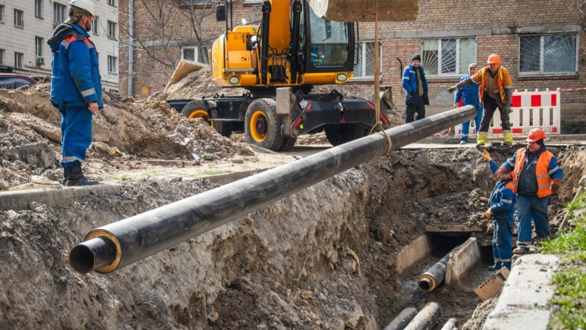 У Києві цьогоріч оновлять до 70 км тепломереж: пріоритет — аварійні ділянки У Києві цьогоріч оновлять до 70 км тепломереж: пріоритет — аварійні ділянки