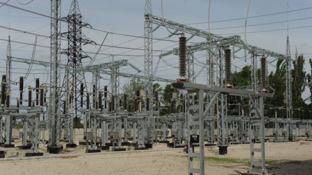 Сьома атака за два місяці: Росія вдарила по ТЕС ДТЕК у День енергетика Підстанція ДТЕК