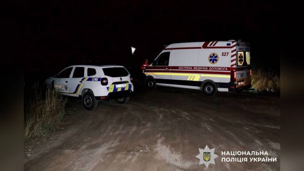 Водія вантажівки засудили на 8 років за загибель сім’ї на трасі Київ–Одеса Поліцейські Бучанського р-ну затримали місцевого жителя за підозрою у ножовому нападі на двох чоловіків, один з яких загинув