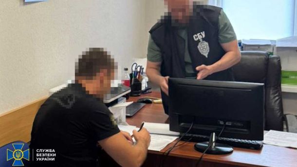 Бабин Яр втретє під ударом: Росія обстріляла Алею Праведників у Києві Бабин Яр втретє під ударом: Росія обстріляла Алею Праведників у Києві