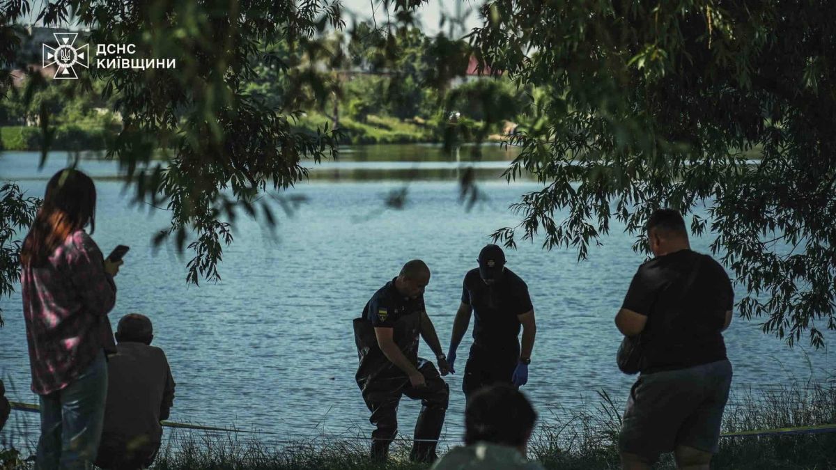 На Київщині з початку року на водоймах загинули 22 людини Рятувальники ДСНС Київщини вилучили тіло жінки зі ставка поблизу Гаврилівки — з початку року на водоймах загинули 22 особи