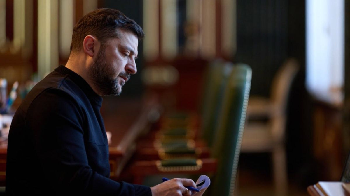 Понад 1400 будинків Києва залишаються без опалення — Зеленський Президент України Володимир Зеленський