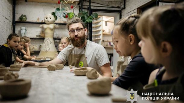 Готелі для комах на Київщині: планують 50 локацій Готелі для комах на Київщині: планують 50 локацій