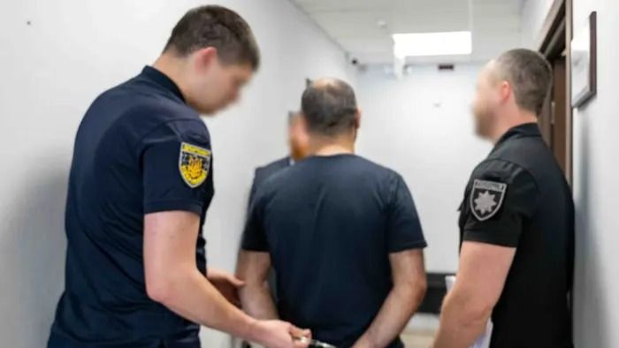 Затримано хакера, якого розшукувало ФБР: він переховувався у Києві Затримано хакера, якого розшукувало ФБР: він переховувався у Києві