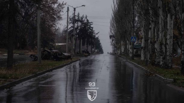 Генштаб: за добу ЗСУ ліквідували 1190 окупантів і 1 гелікоптер Прифронтове місто, зруйноване росіянами