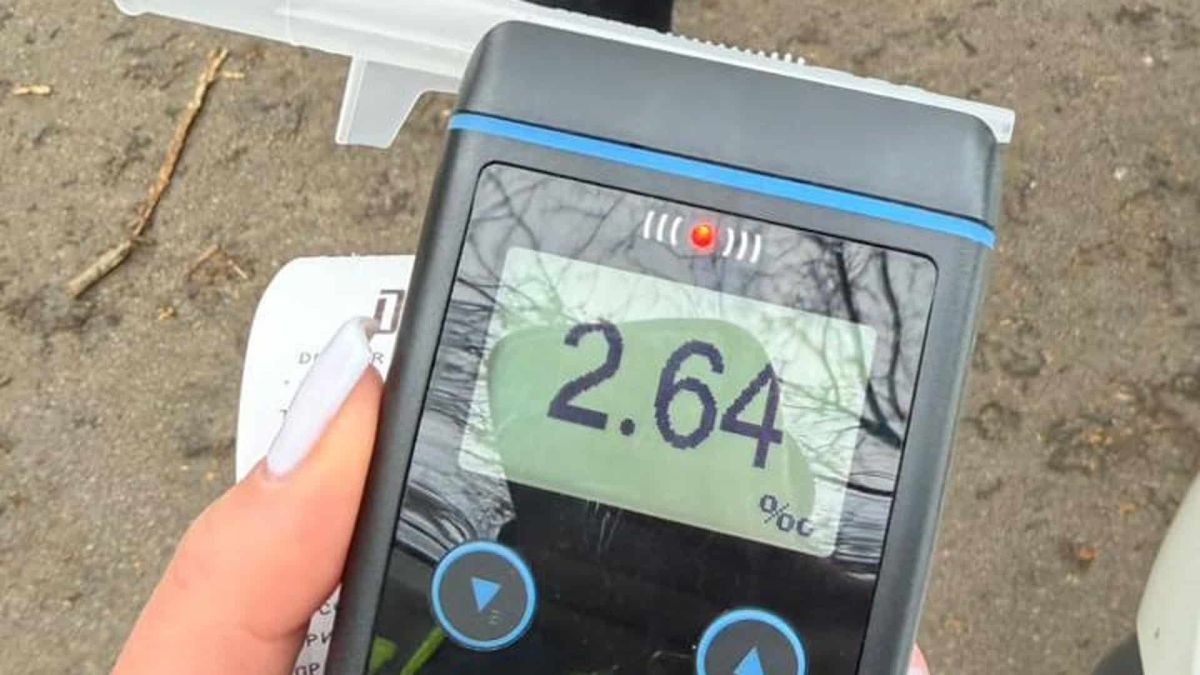 У Святошині п'яний водій KIA протаранив Honda П'яний водій KIA врізався в Honda у Святошині: 2,64 проміле