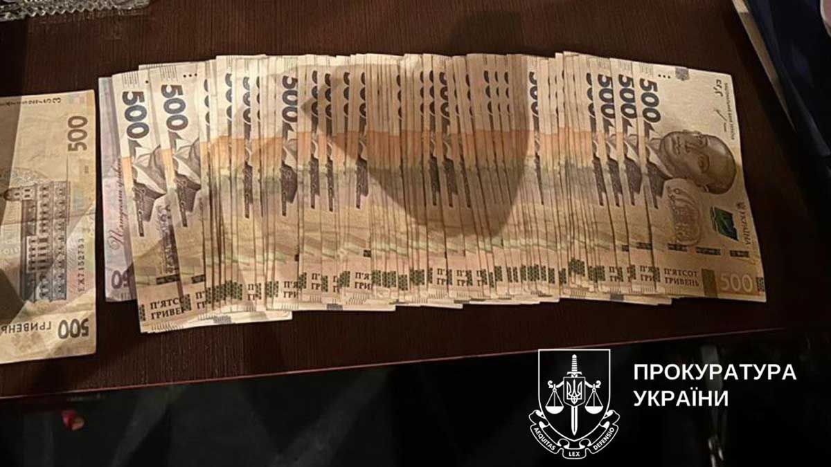 У Києві викрили мережу з 10 підпільних казино: прибуток 500 тисяч гривень щодня У Києві викрили мережу з 10 підпільних казино: прибуток 500 тисяч гривень щодня