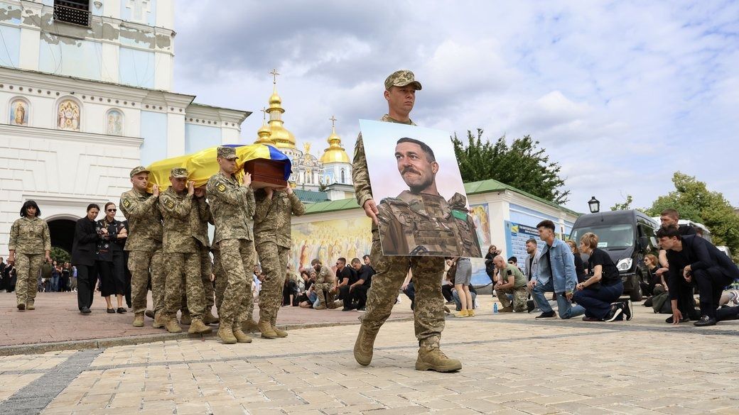 У Києві попрощалися з Юрієм Феліпенком — актором і військовим, який загинув на фронті У Києві попрощалися з Юрієм Феліпенком — актором і військовим, який загинув на фронті