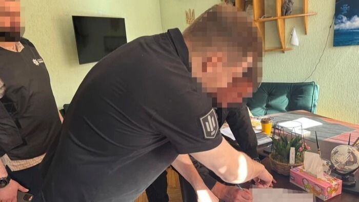 У справі про «відкати» у «Київзеленбуді» вже 9 підозрюваних: нові фігуранти й мільйони хабарів У справі про «відкати» у «Київзеленбуді» вже 9 підозрюваних: нові фігуранти й мільйони хабарів