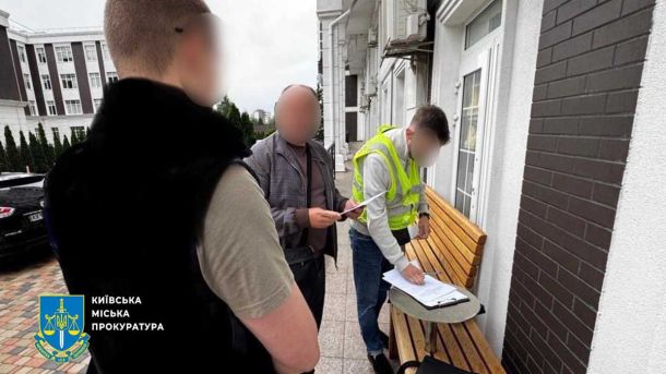 Ракетний удар по Бучанському району: троє поранених, пошкоджено садочок і будинки Ракетний удар по Бучанському району: троє поранених, пошкоджено садочок і будинки