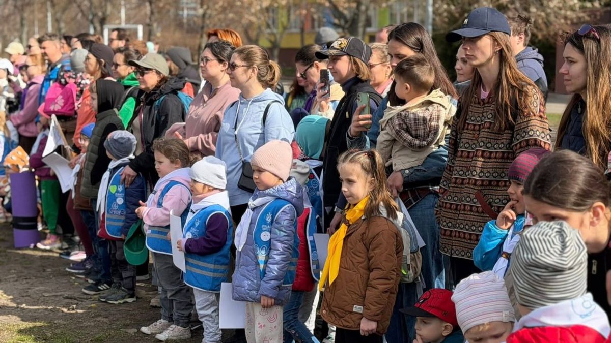 Урочище «Теремки» у Києві прибрали: 350 учасників толоки від Пласту Урочище Теремки у Києві прибрали: 350 учасників толоки від П