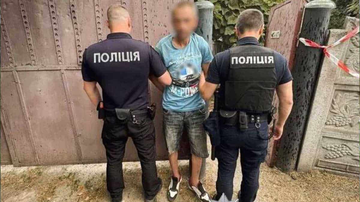 У Бучанському районі чоловік до смерті забив матір: йому загрожує до 15 років в’язниці У Бучанському районі чоловік до смерті забив матір: йому загрожує до 15 років в’язниці