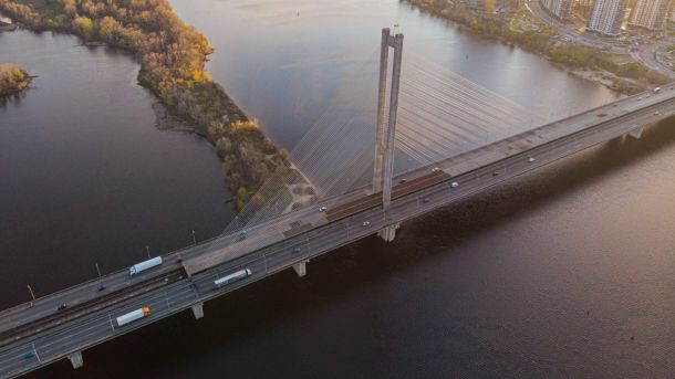 Піротехніки знешкодили «Герань-2» у Богуславській громаді: інструкція для жителів Південний міст у Києві