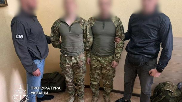 Чотирьох осіб підозрюють у спробі захопити лікарню в Деснянському районі Прикордонники затримали двох агентів РФ у військовій формі біля кордону з Білоруссю після теракту на КПІ у Києві