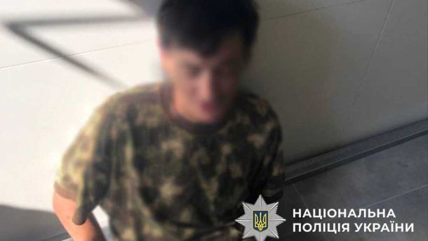 У Києві патрульні повернули додому літню жінку, яка загубилася в Голосіївському районі У Києві патрульні повернули додому літню жінку, яка загубилася в Голосіївському районі