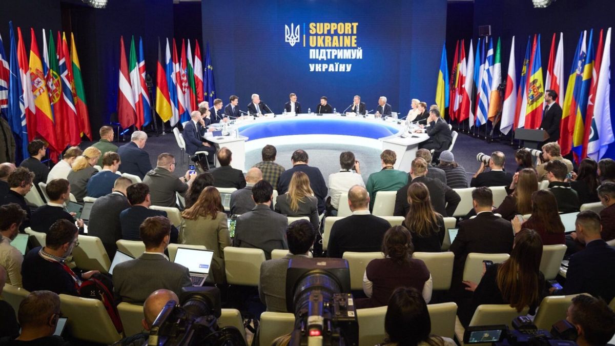 До Києва прибули лідери Скандинавії: підтримка України у річницю війни Учасники саміту «Підтримай Україну»