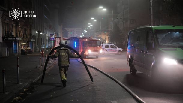 Рух автобусів № 69 і тролейбусів №№ 3, 9-К,14, 40 відновлено за власними схемами Рух автобусів № 69 і тролейбусів №№ 3, 9-К,14, 40 відновлено за власними схемами