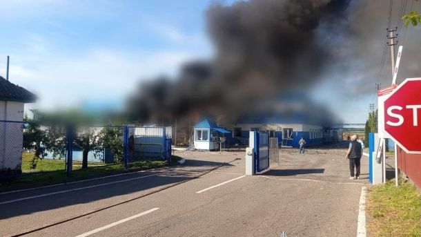 Судитимуть жінку: виманила у військового 700 тис. грн на «лікування раку» Броварський район: троє загиблих і четверо поранених після удару дронів