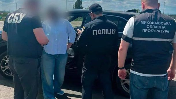 Поліція виявила наркотики у двох киян: Святошин і Солом'янка СБУ та прокуратура викрили схеми з підробними документами і хабарями для ухилення від мобілізації в Києві