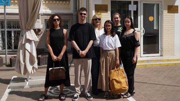 У Києві відкривається виставка «Скарби державності» до Дня Української Державності У Києві відкривається виставка «Скарби державності» до Дня Української Державності
