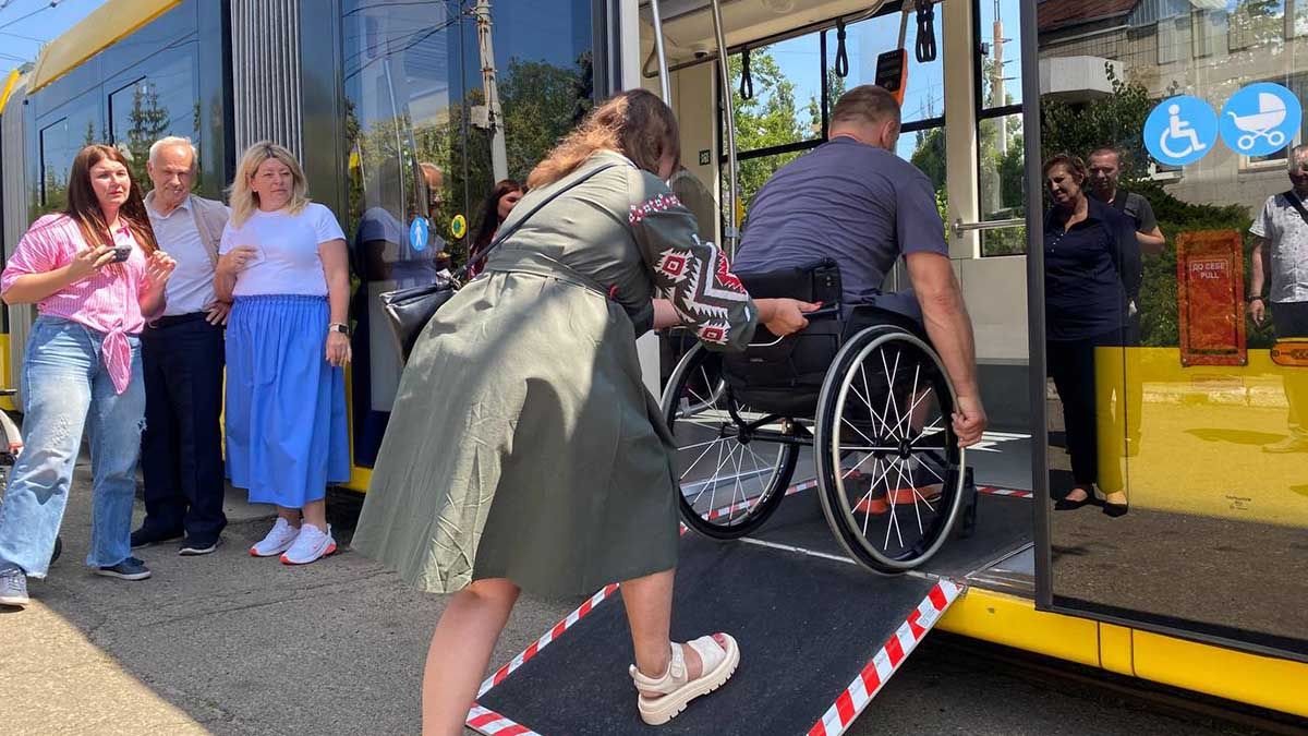 Експерт оцінив доступність транспорту Києва лише у 3 бали з 10 Експерт оцінив доступність транспорту Києва лише у 3 бали з 10