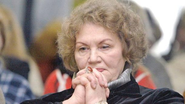 Літні тераси у Києві відкриються з 15 березня: умови для ресторанів Українська поетеса Ліна Костенко, яка святкує 96-й день народження і залишається у Києві під час війни