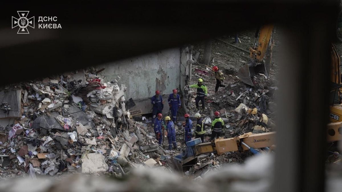 Масований удар по Києву 31 липня: 16 загиблих, понад 170 постраждалих Масований удар по Києву 31 липня: 16 загиблих, понад 170 постраждалих