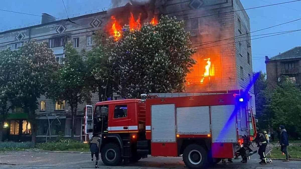 Київ під масованими ударами: ISW прогнозує посилення ракетних атак через нарощування виробництва РФ Київ під масованими ударами: ISW прогнозує посилення ракетних атак через нарощування виробництва РФ