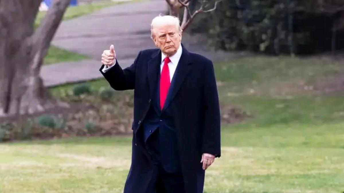 The Sun: Трамп летить до Саудівської Аравії для переговорів щодо України Президент США Дональд Трамп