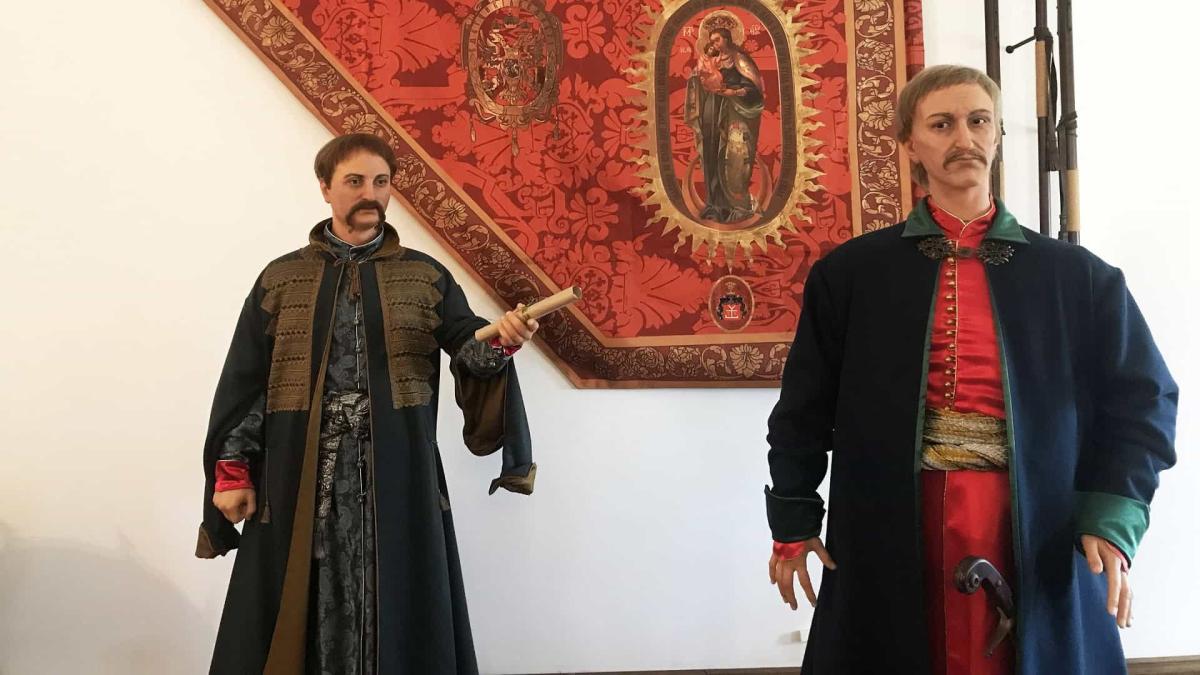 У Києві 28 жовтня: дискусія про спадщину Пилипа Орлика та першу українську Конституцію Фігури Івана Мазепи і Пилипа Орлика в Батуринському музеї