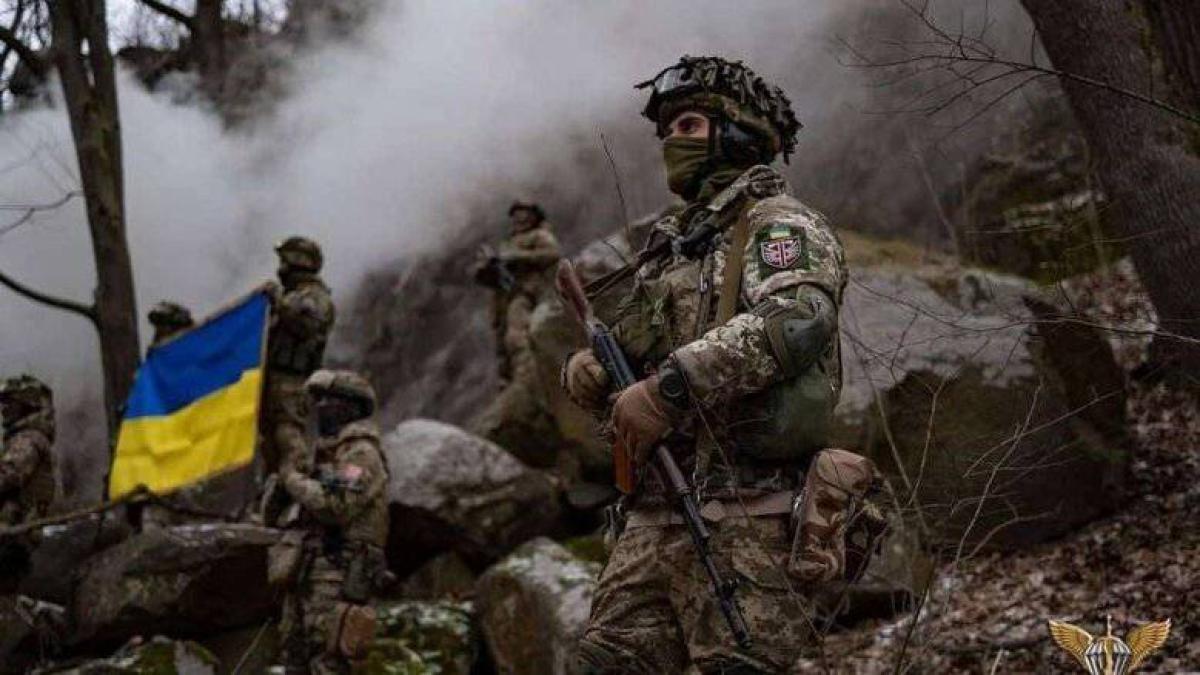 MailOnline: 10 000 військових та мінні тральщики можуть бути у миротворчої місії в Україні – але президент Фінляндії сумнівається щодо Путіна