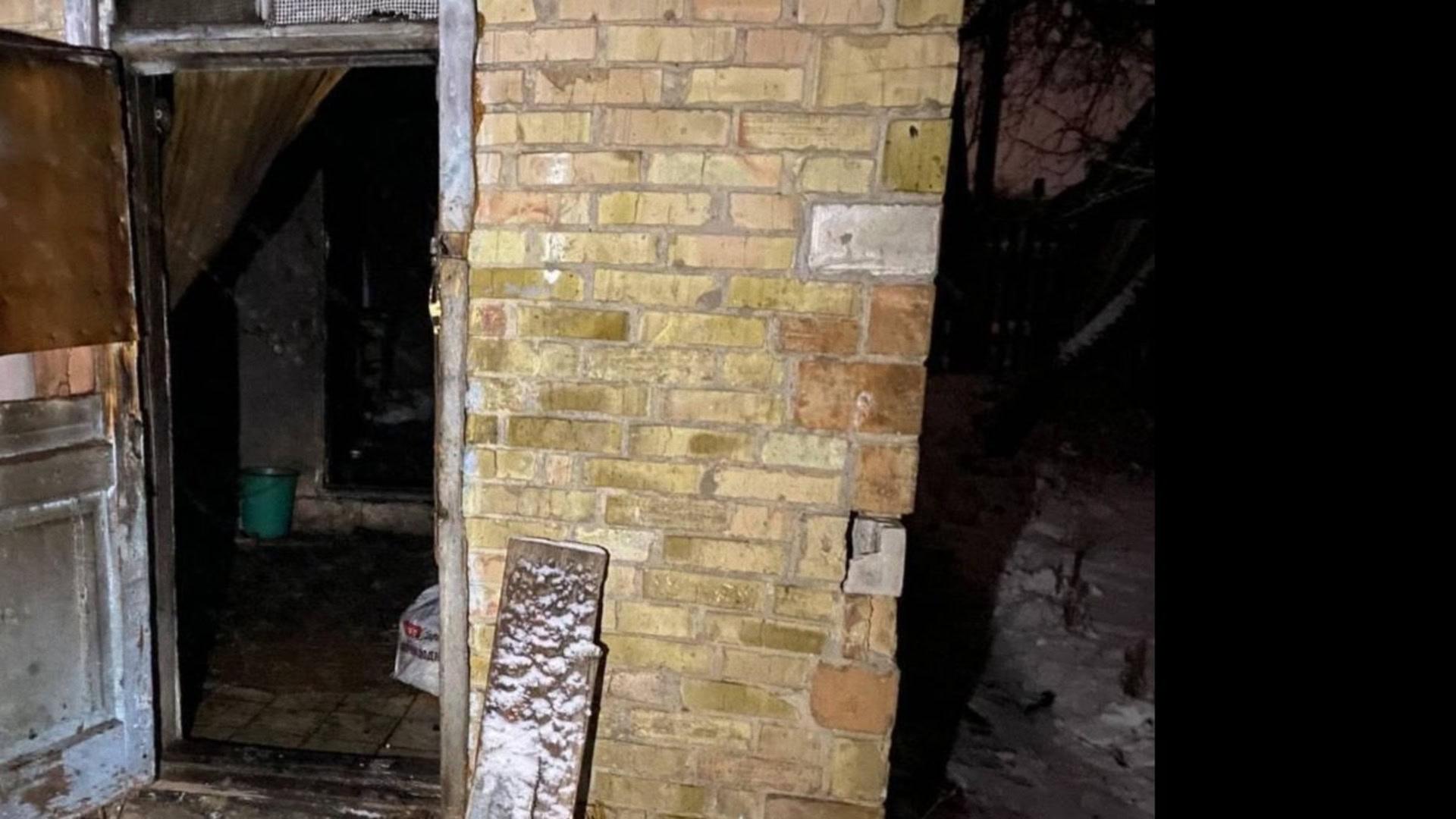 Згорівший приватний житловий будинок в місті Бровари, ґанок