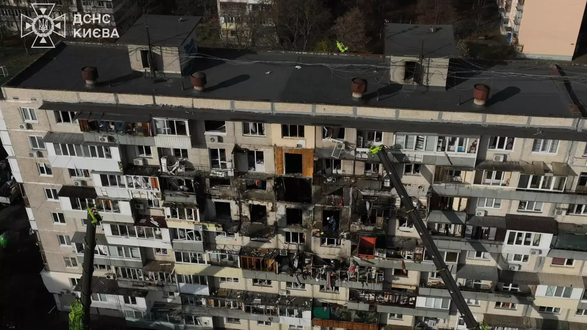 Будинок після обстрілу