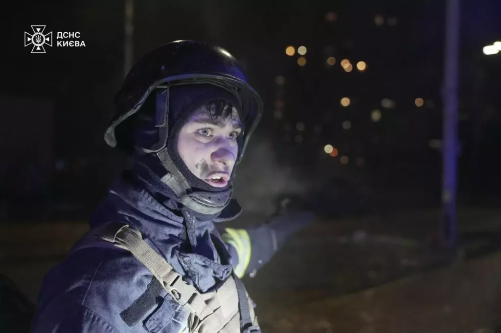 Київ під вогнем: масований обстріл дронами та балістикою