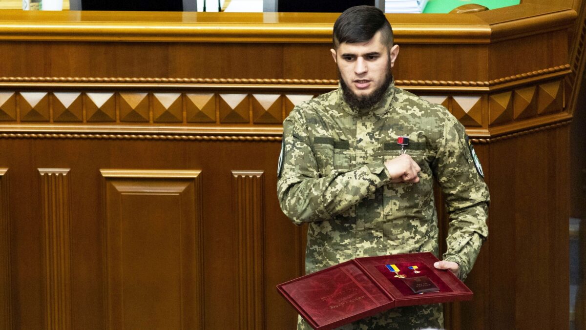 Боєць ДУК «Правий сектор» Дмитро Коцюбайло