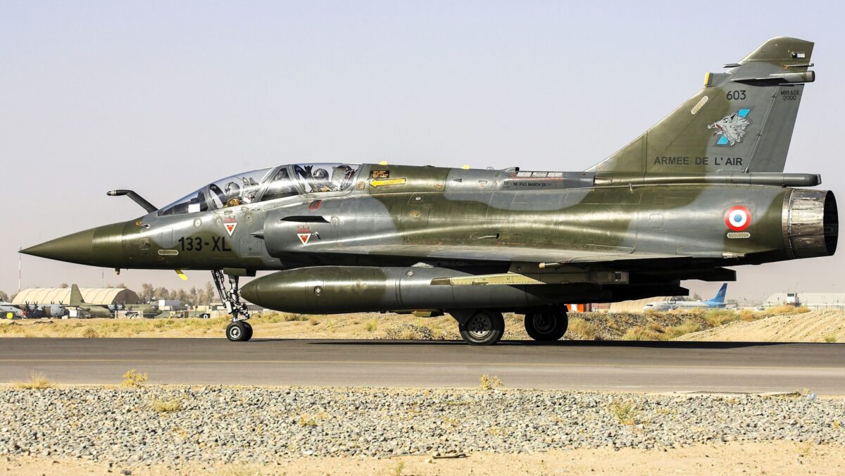 Винищувач Mirage 2000